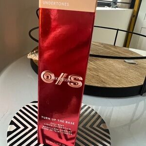 O/S Turn Up The Base Liquid Foundation